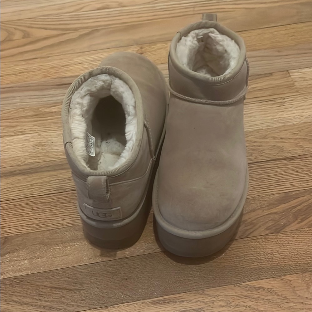 UGG Tan Ankle Boots with Fur Lining